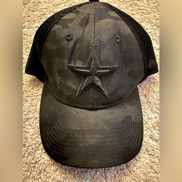 New Era Other - New Era Dallas Cowboys Black Camo Fitted hat‎ L/XL